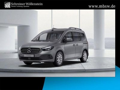 Gebraucht Mercedes T180 Progressive 116 PS (85 kW) 2024 Chromitgrau Van / Kleinbus