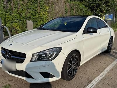 Mercedes CLA200