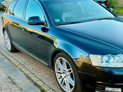 Gebraucht Audi A6 Advanced 170 PS (125 kW) 2011 Schwarz Kombi