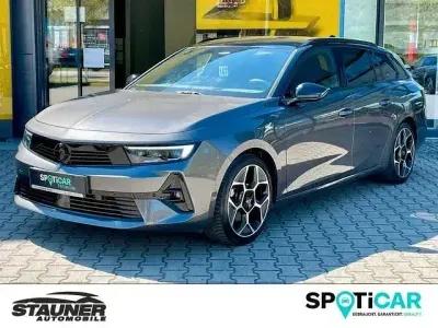 Używany Opel Astra Ultimate 131 KM (96 kW) 2024 Szary Kombi