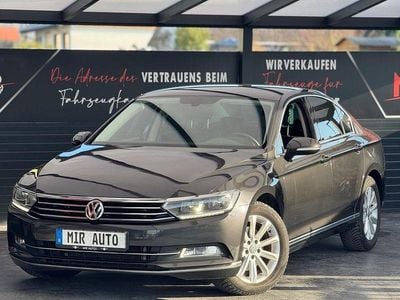 Grau Gebraucht 2017 VW Passat Highline Limousine | 12.900 € (Fairer Preis)
