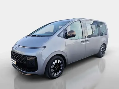 Nowe Hyundai Staria Signature 224 KM (164 kW) 2025 Srebrny Minivan