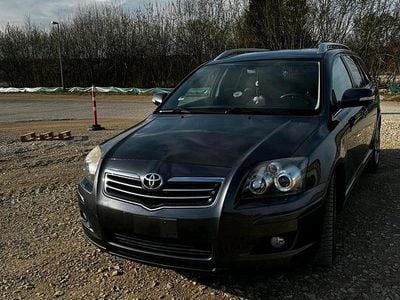 Gebraucht Toyota Avensis T2 177 PS (130 kW) 2008 Grau Kombi