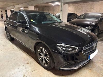 Usata Mercedes E220 Avantgarde 194 CV (142 kW) 2022 Nero Berlina