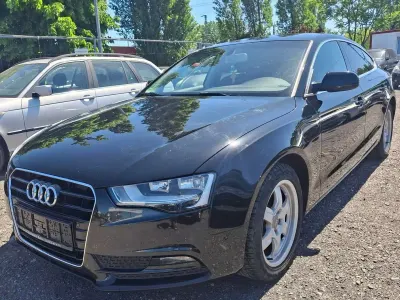 Gebraucht Audi A5 Sportback 144 PS (105 kW) 2016 Brillantschwarz Kleinwagen
