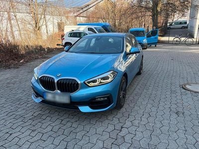 Second-hand BMW 118 Sport Line 140 CP (102 kW) 2020 Albastru Hatchback