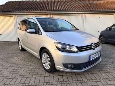 Gebraucht VW Touran Highline 140 PS (102 kW) 2012 Silber Van / Kleinbus