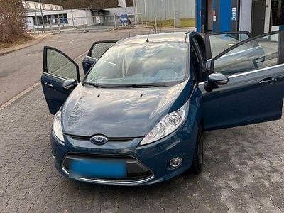 Usata Ford Fiesta Trend 60 CV (44 kW) 2009 Blu Utilitaria