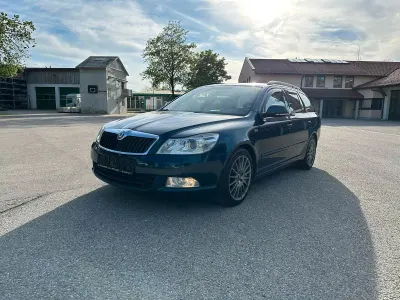 Gebraucht Skoda Octavia Family 140 PS (102 kW) 2012 Kombi
