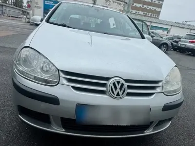 Gebraucht VW Golf V 80 PS (58 kW) 2005 Silber Kleinwagen