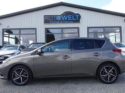 Toyota Auris Hybrid