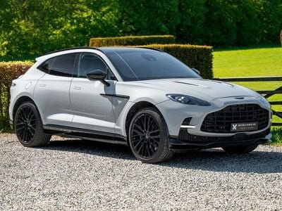 Aston Martin DBX 707