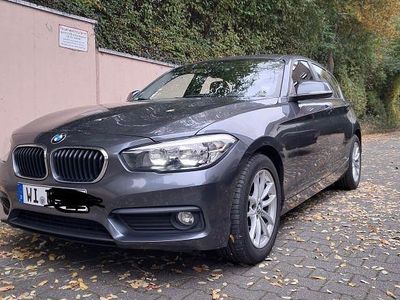 Gebraucht BMW 118 136 PS (100 kW) 2019 Grau Kleinwagen