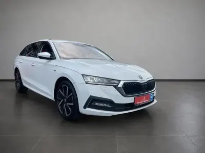 Gebraucht Skoda Octavia Clever 150 PS (110 kW) 2022 Moonweiss metallic Kombi