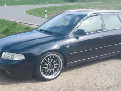 Gebraucht Audi A4 S-Line 150 PS (110 kW) 2001 Blau Kombi