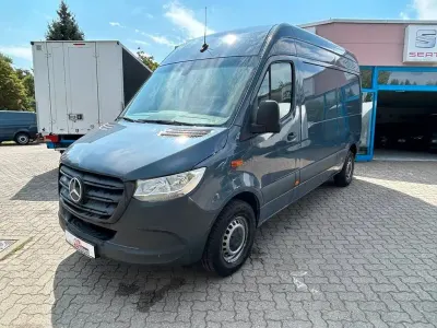 Gebraucht Mercedes E-Sprinter 85 kW (116 PS) 2020 Grau Van