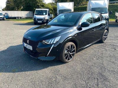 Usata Peugeot e-208 GT 100 kW (136 CV) 2023 Nero Utilitaria