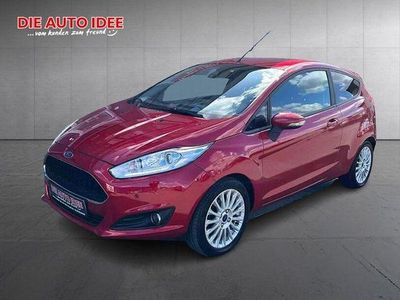 Gebraucht Ford Fiesta Celebration 101 PS (74 kW) 2017 Rot Limousine
