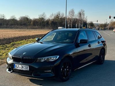 BMW 330e