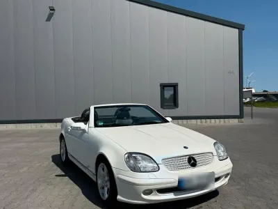 Gebraucht Mercedes SLK200 163 PS (119 kW) 2002 Weiß Cabrio