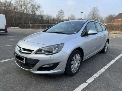 Gebraucht Opel Astra 110 PS (80 kW) 2014 Kombi