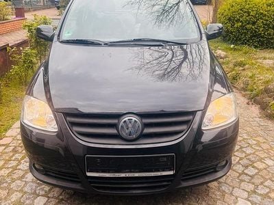 Usata VW Fox Style 60 CV (44 kW) 2011 Nero Utilitaria
