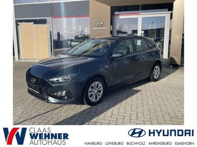 Gebraucht Hyundai i30 Select 120 PS (88 kW) 2022 Blau Limousine