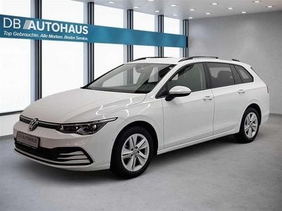 Weiß Gebraucht 2023 VW Golf VIII Life Kombi | 20.320 € (Guter Preis)