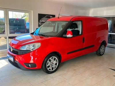 Usata Fiat Doblò 135 CV (99 kW) 2016 Rosso Monovolume