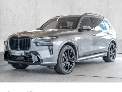Gebraucht BMW X7 M Sport 360 PS (264 kW) 2025 Grau SUV