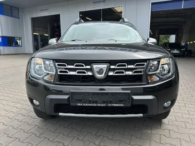 Gebraucht Dacia Duster Basis 125 PS (91 kW) 2016 Schwarz SUV