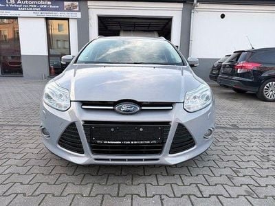 Silber Gebraucht 2012 Ford Focus Titanium Kombi | 4.950 € (Fairer Preis)