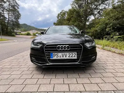 Używany Audi A4 S-Line 150 KM (110 kW) 2015 Czarny Kombi