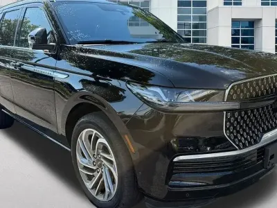 Gebraucht Lincoln Navigator 441 PS (324 kW) 2025 Schwarz SUV