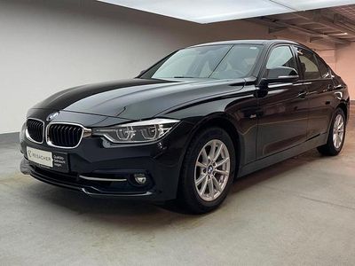 Gebraucht BMW 320 Sport Line 184 PS (135 kW) 2017 Saphirschwarz metallic