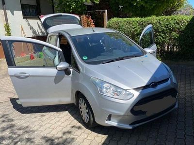 Second-hand Ford B-MAX Trend 101 CP (74 kW) 2013 Argintiu Monovolum