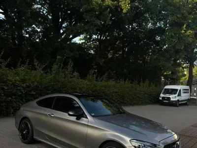 Gebraucht Mercedes C300 AMG line 245 PS (180 kW) 2018 Grau Coupé