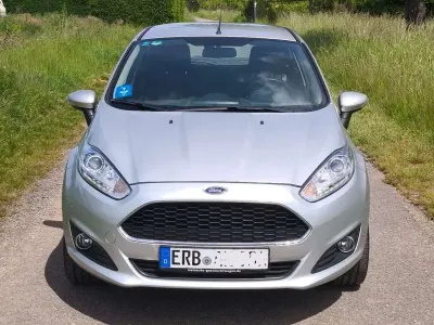 Gebraucht Ford Fiesta Celebration 80 PS (58 kW) 2016 Kleinwagen