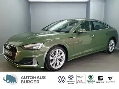 Gebraucht Audi A5 Sportback Advanced Plus 204 PS (150 kW) 2022 Distriktgrün (metallic) Kleinwagen