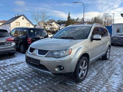 Gebraucht Mitsubishi Outlander Intense 156 PS (114 kW) 2008 Gelb SUV