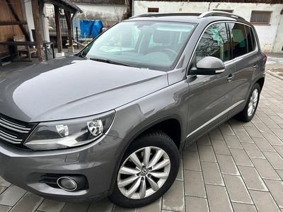 Gebraucht VW Tiguan 140 PS (102 kW) 2014 Grau SUV