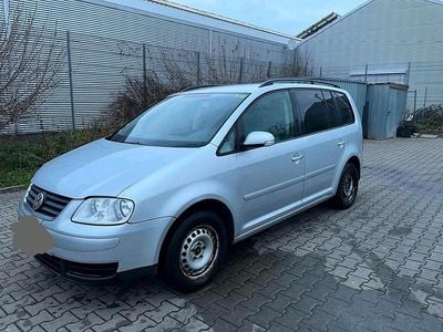 Silber Gebraucht 2005 VW Touran Van / Kleinbus | 1.890 € (Fairer Preis)