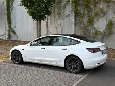 Gebraucht Tesla Model 3 366 kW (498 PS) 2021 Weiß Limousine