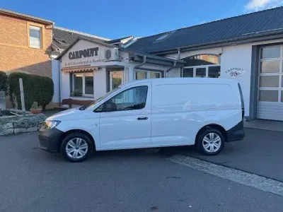 Gebraucht VW Caddy 102 PS (75 kW) 2022 Candyweiss Van / Kleinbus