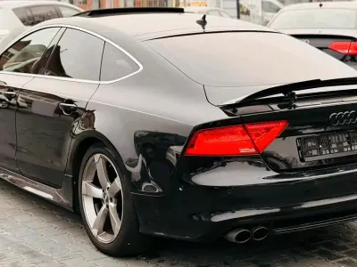 Gebraucht Audi A7 S-Line 204 PS (150 kW) 2011 Schwarz Kleinwagen