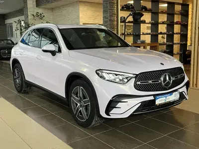 Gebraucht Mercedes GLC220 AMG line 197 PS (144 kW) 2024 Weiß SUV