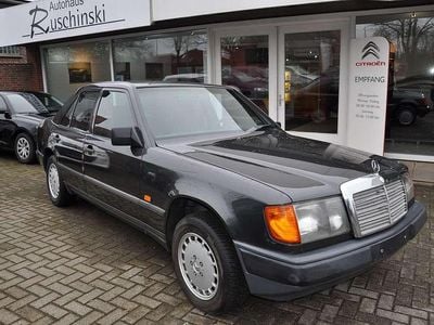Second-hand Mercedes E250 90 CP (66 kW) 1989 Gri Berlinǎ