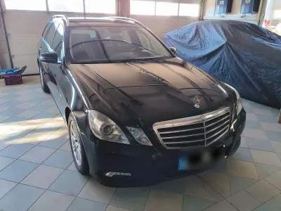 Gebraucht Mercedes E350 Avantgarde 231 PS (169 kW) 2010 Schwarz Kombi