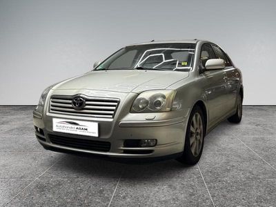 Gebraucht Toyota Avensis Sol 129 PS (94 kW) 2005 Gold Limousine
