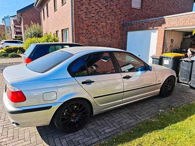 Second-hand BMW 318 118 CP (86 kW) 1998 Argintiu Berlinǎ